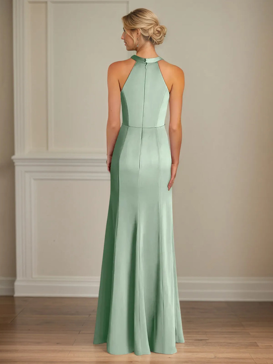 Mermaid Halter Neck Sleeveless Satin Dress with Pleats – Floor-Length Trumpet Style