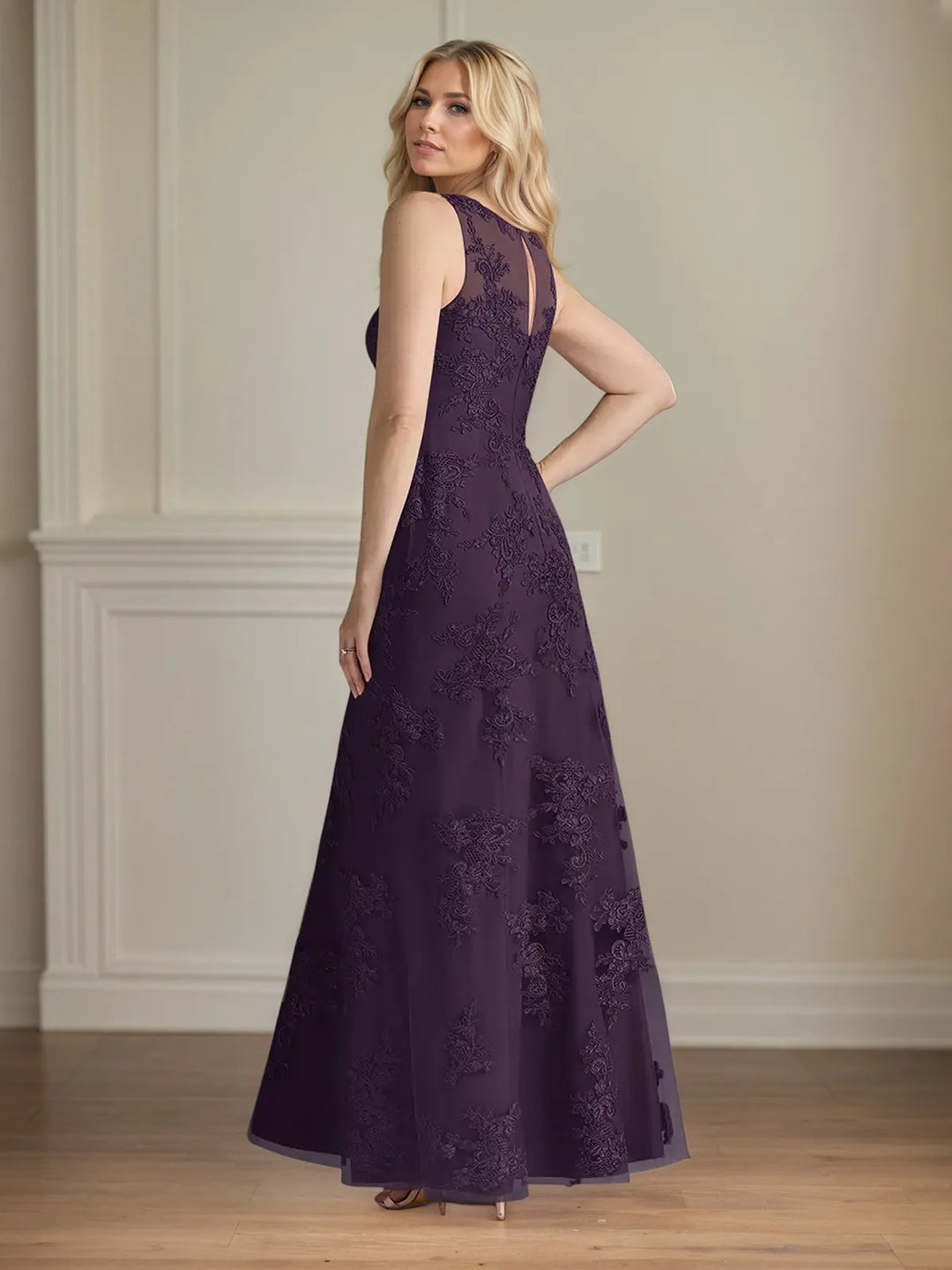 Mermaid Chiffon Floor-Length Dress with Scoop Neck and Cape Sleeves