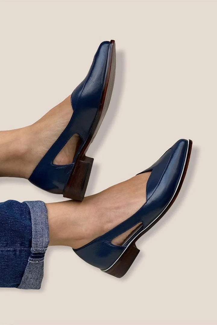 Elvira – Cut-Out Slip-On Casual Pointed-Toe Flats
