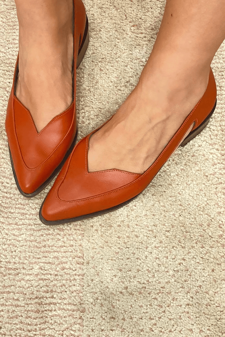 Elvira | Cut-Out Slip-On Casual Pointed-Toe Flats