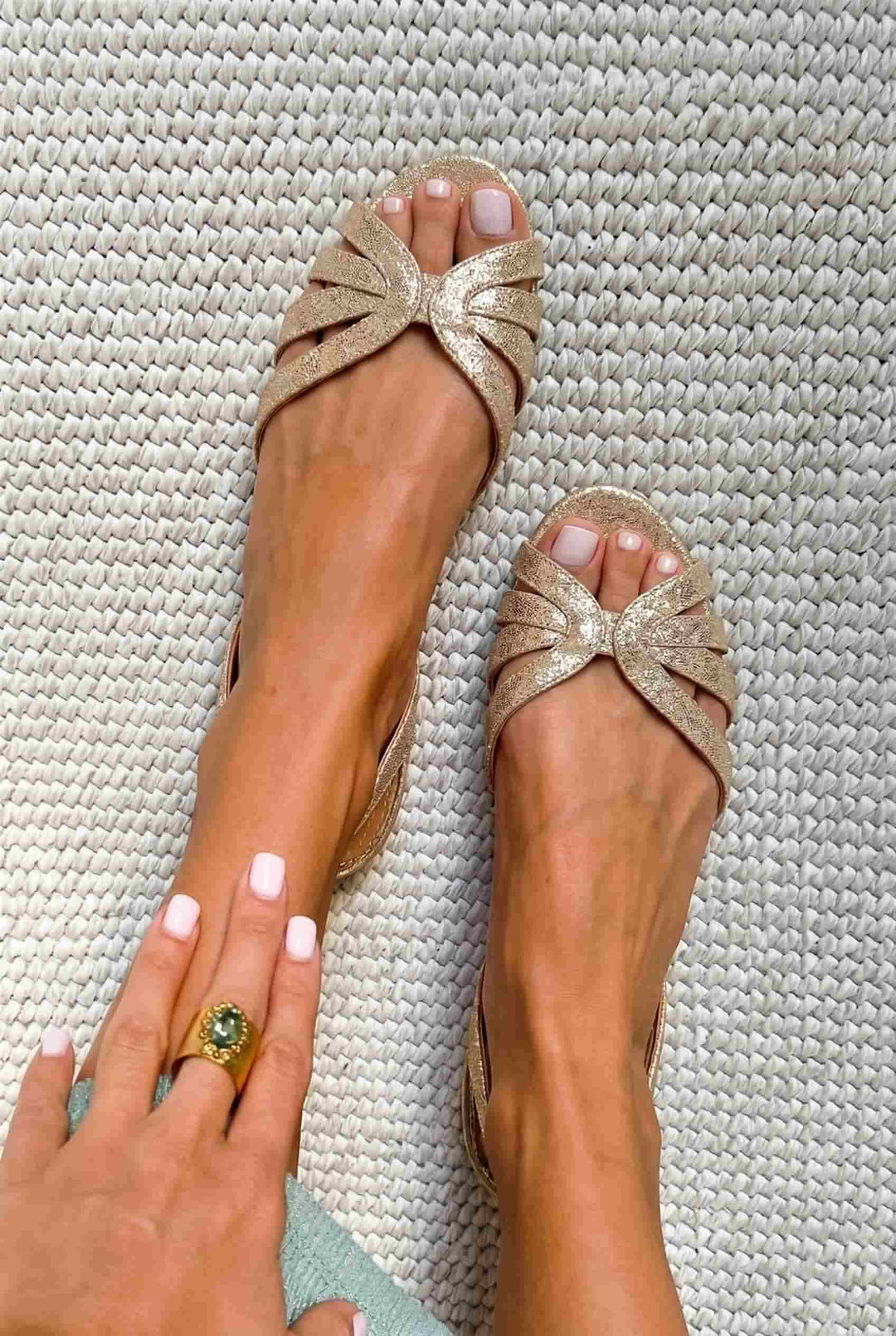 Dorothea – Slingback Metallic Flat Open-Toe Strappy Sandals