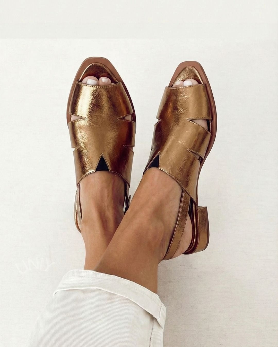 Calista – Slingback Cut-Out Peep-Toe Metallic Flat Sandals