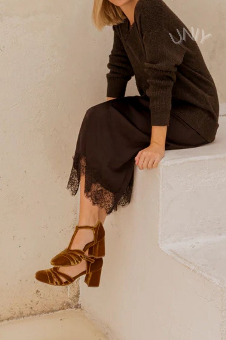 Maureen | Chunky Cut-Out Velvet Buckle T-Strap Heels