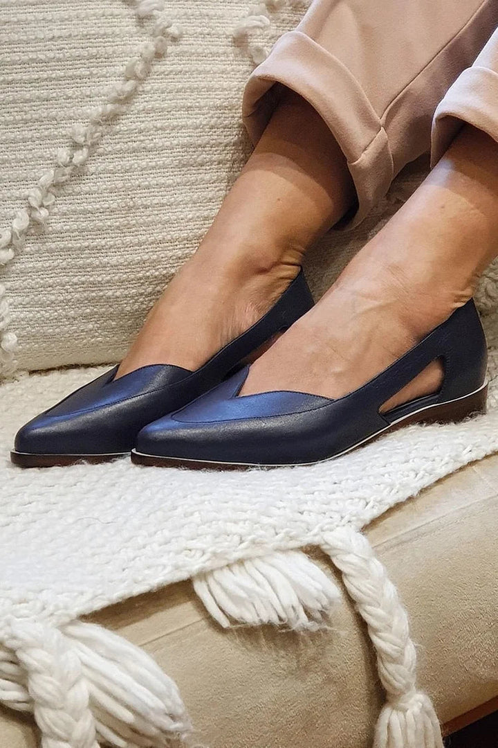 Elvira | Cut-Out Slip-On Casual Pointed-Toe Flats