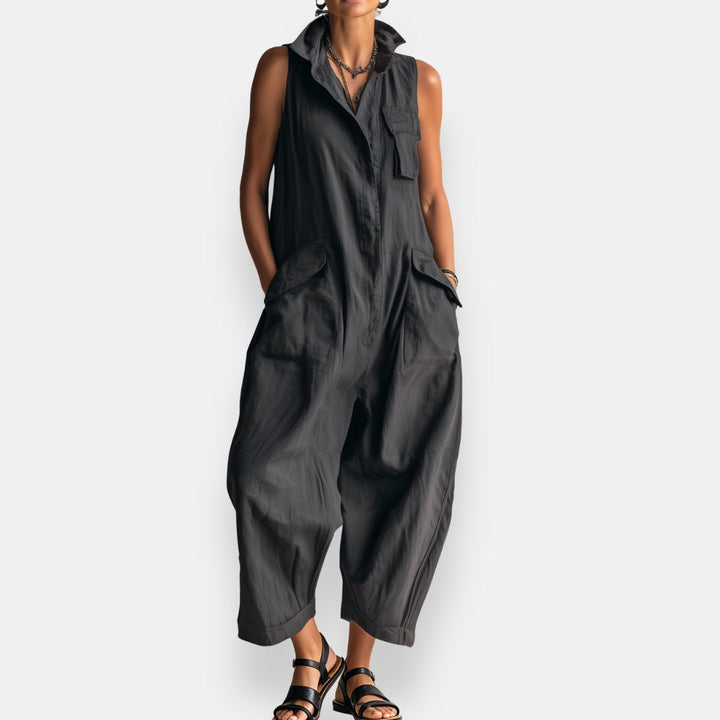 HARLOW | Sleeveless Cargo Jumpsuit with Collar and Flap Pockets