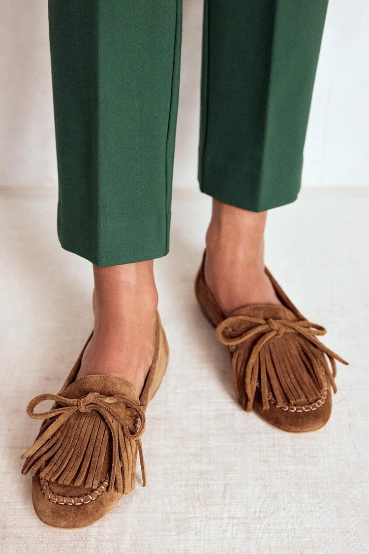 Rosemary | Round-Toe Solid Fringe Loafers