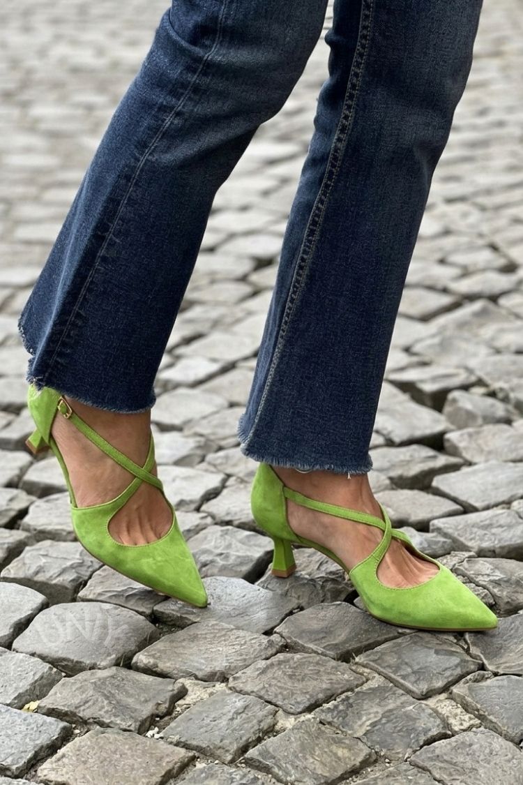 Irene | Low Pointed-Toe Solid Buckle Crossover Strap Heels