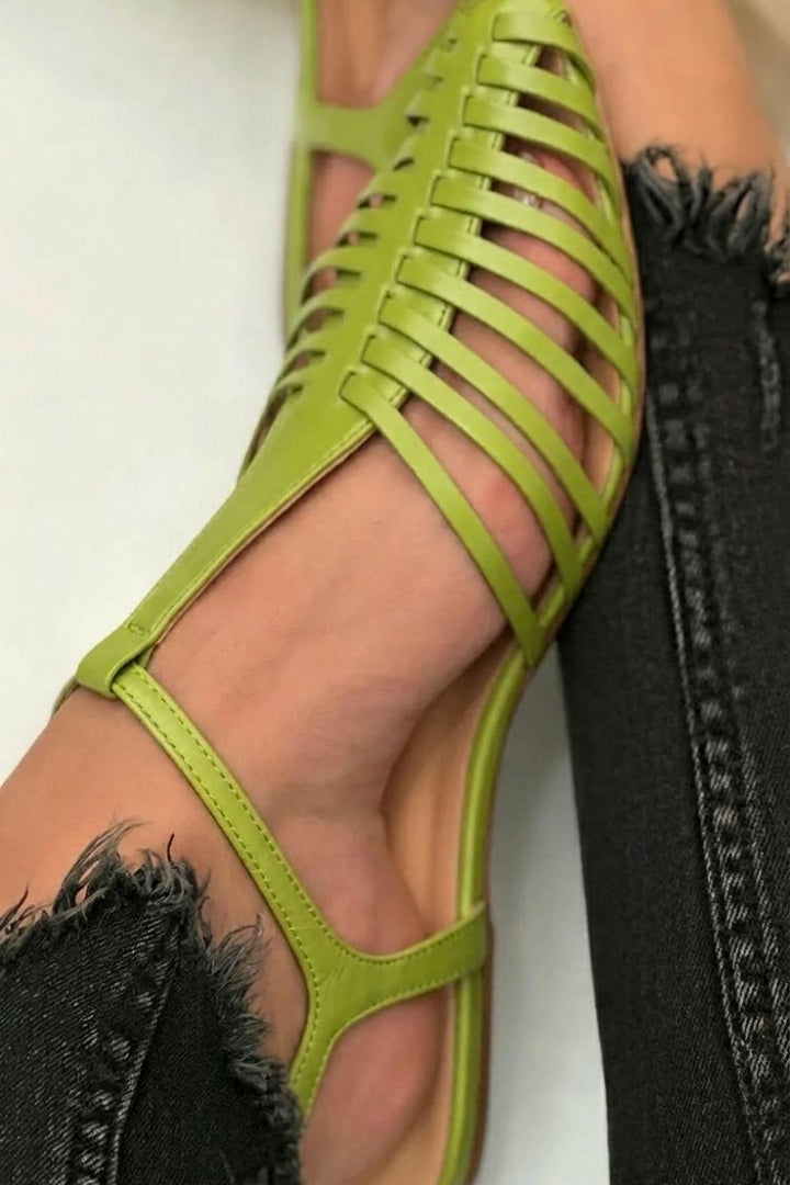 Cornelia | Cut-Out Essential Casual Pointed-Toe T-Strap Sandals