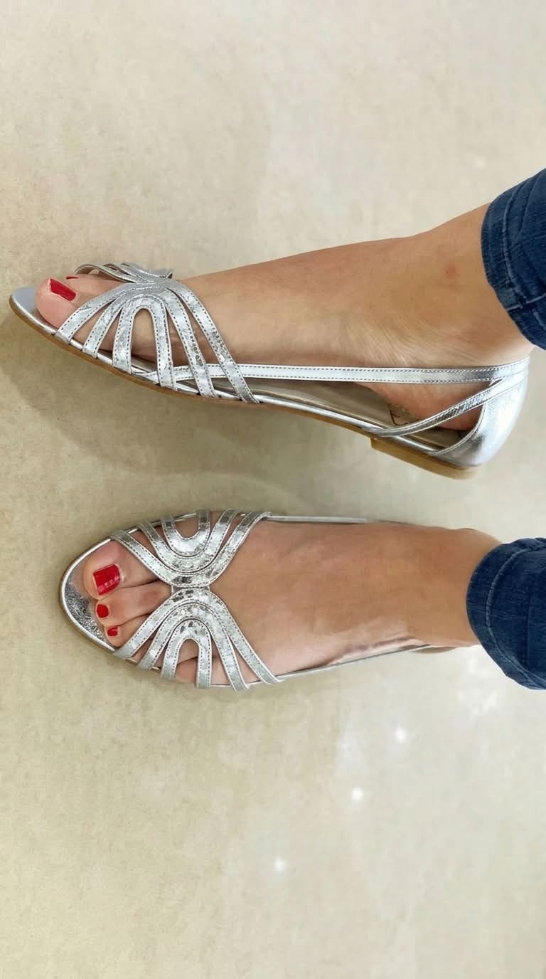 Cordelia | Cut-Out Peep-Toe Glossy Metallic Sandals