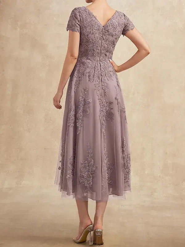 A-Line Scoop Neck Tea-Length Tulle Lace Mother of the Bride Dress