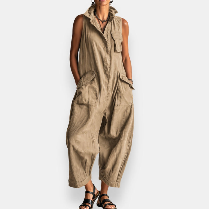 HARLOW | Sleeveless Cargo Jumpsuit with Collar and Flap Pockets