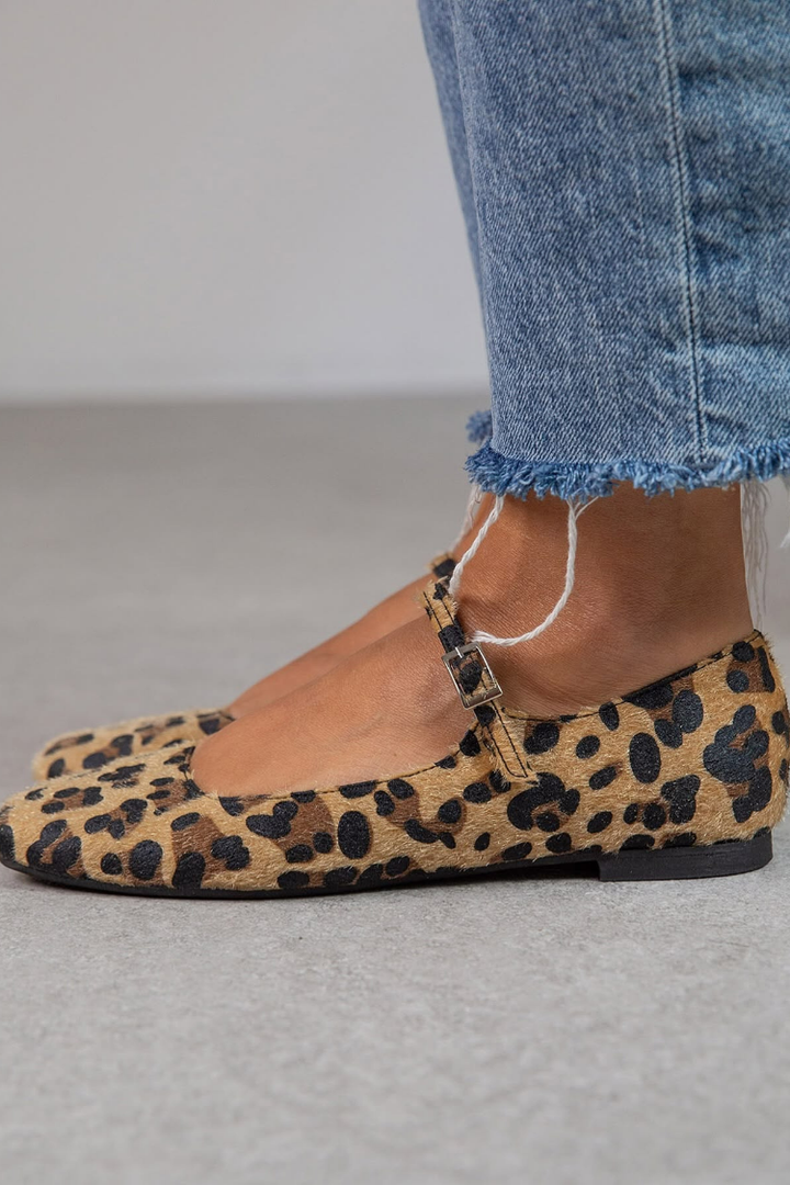 Prudence – Leopard-Print Adjustable Strap Flats