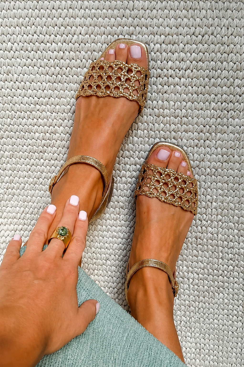 Aurora | Golden Sandals Summer Enchantment1