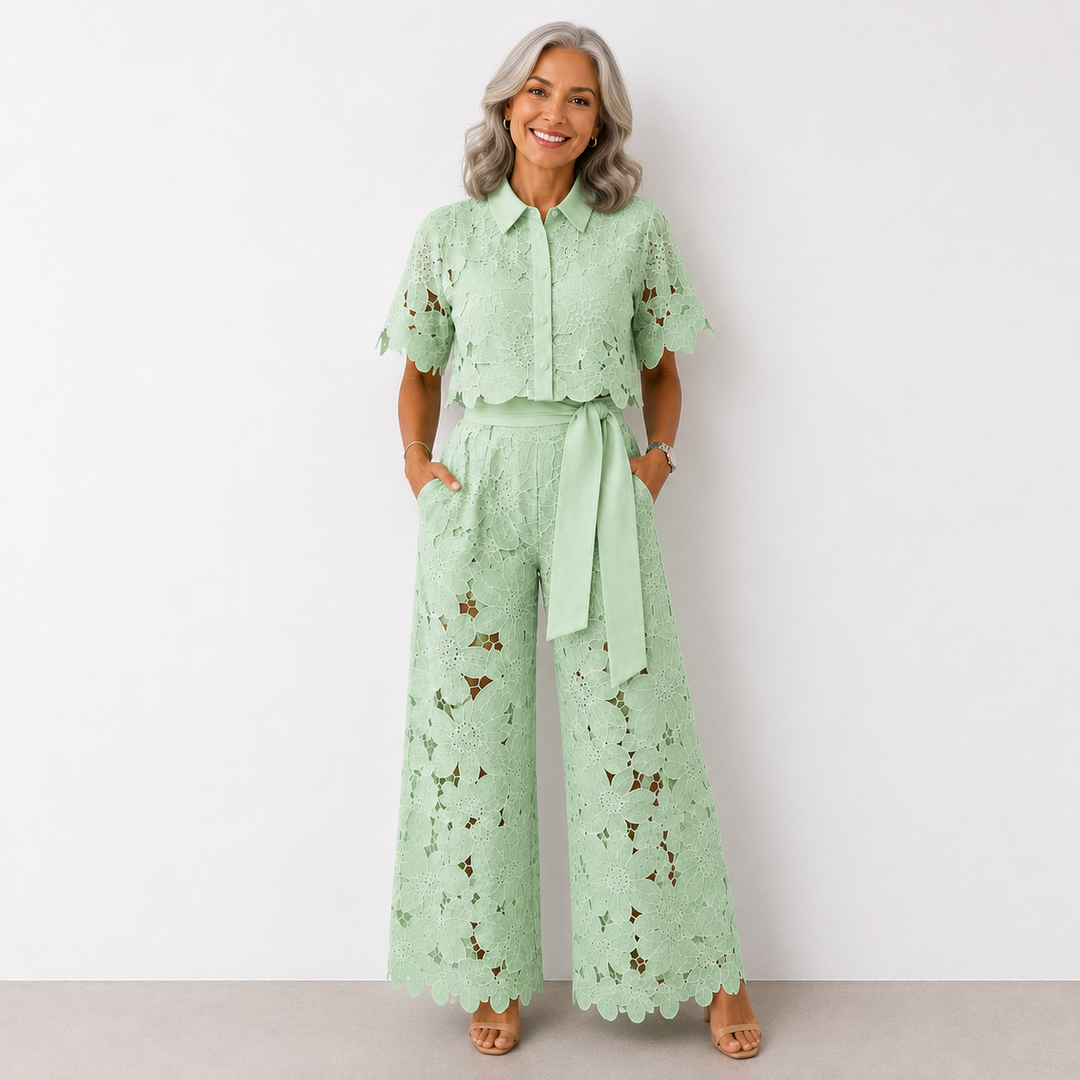 Arielle™ Comfortable Set