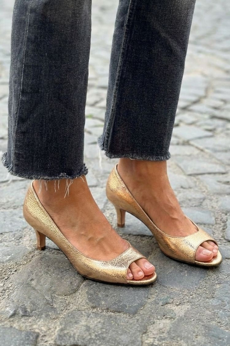 Diana – Kitten Peep-Toe Metallic Chic Heels
