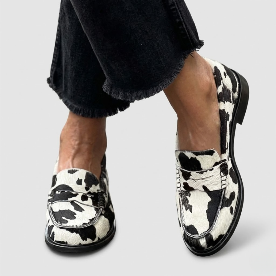 Veerle™ | Zebra-Patterned Moccasins