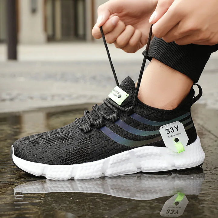 Derek – Men’s Lightweight Sneakers with Non-Slip Grip
