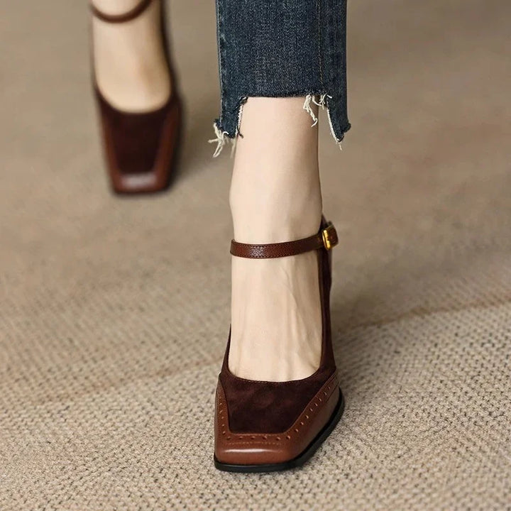 Carina Classic Pumps