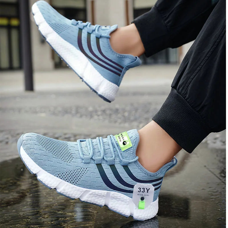 Derek – Men’s Lightweight Sneakers with Non-Slip Grip