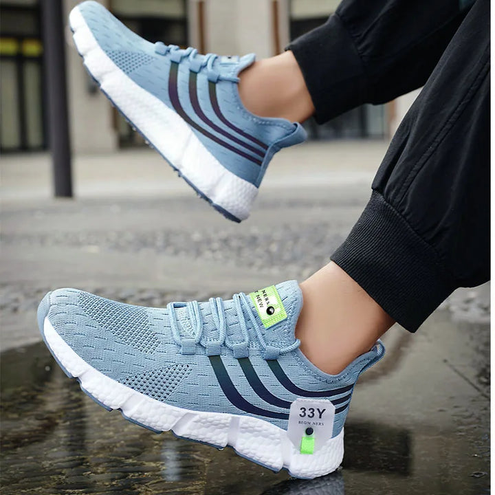 Derek – Men’s Lightweight Sneakers with Non-Slip Grip
