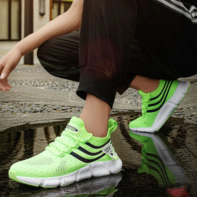 Derek – Men’s Lightweight Sneakers with Non-Slip Grip