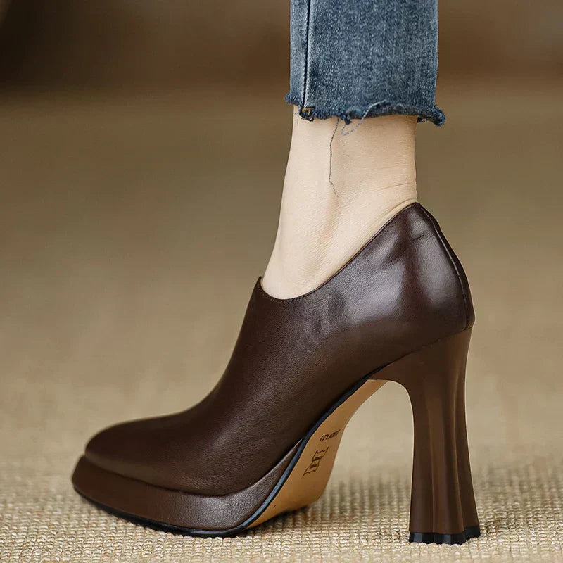 Genira Stylish Pumps