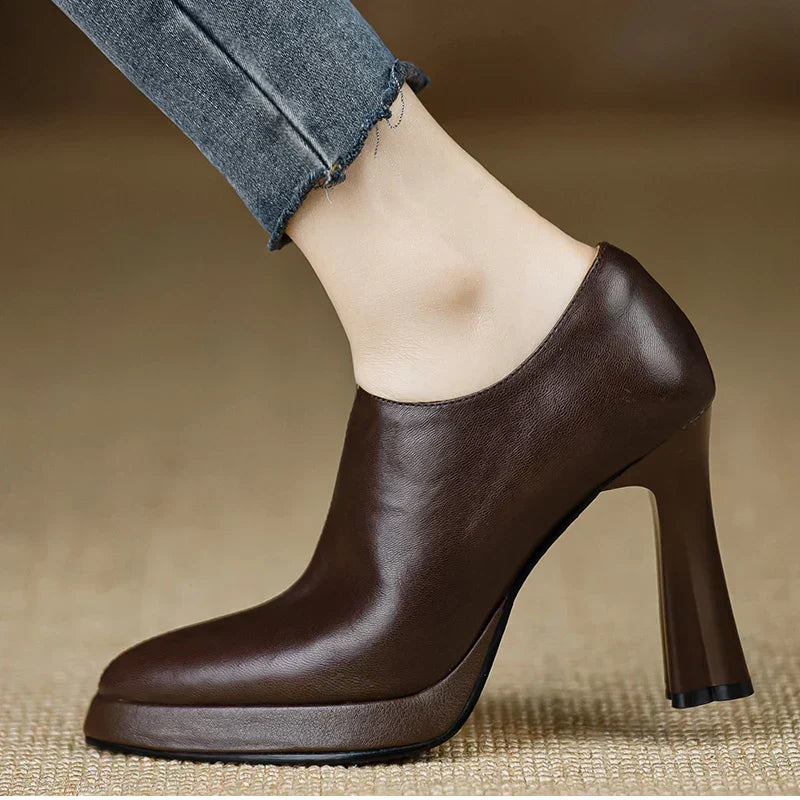 Genira Stylish Pumps