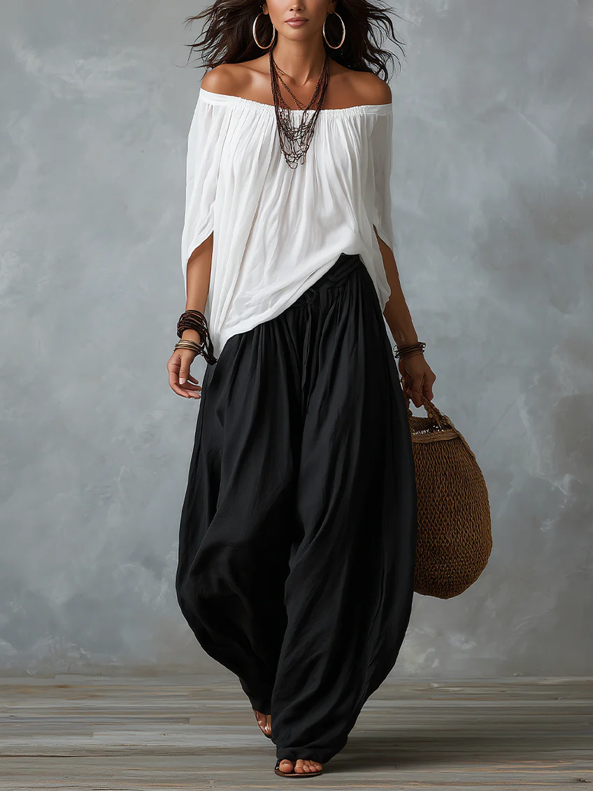 Ensemble blanc à épaules dénudées avec pantalon évasé style lanterne