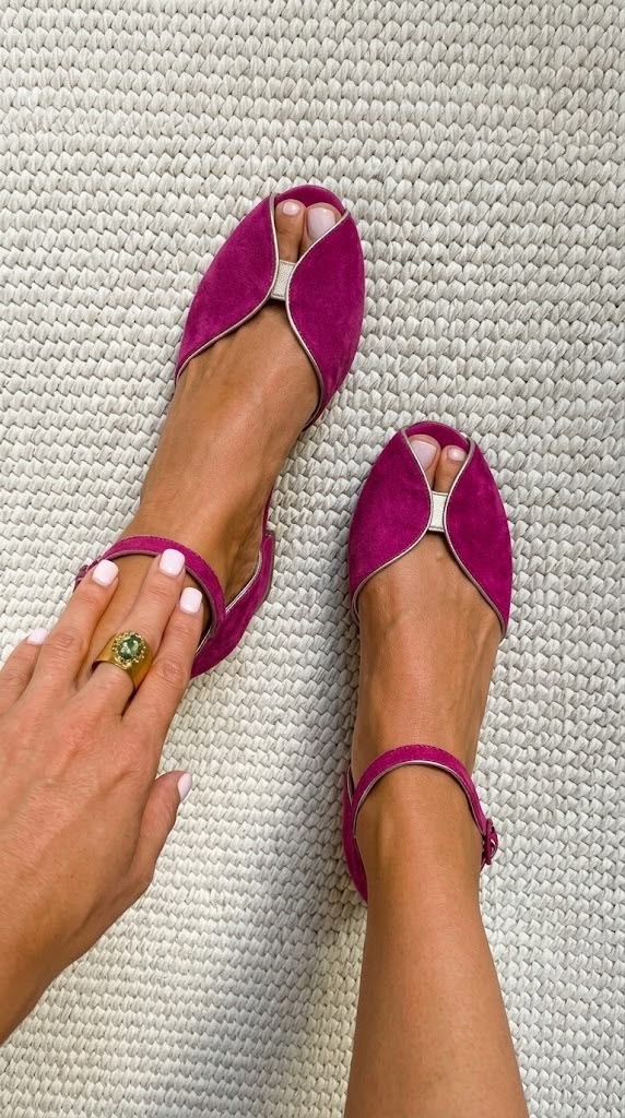 Ophelia | Peep-Toe Suede Chic Trim Flats