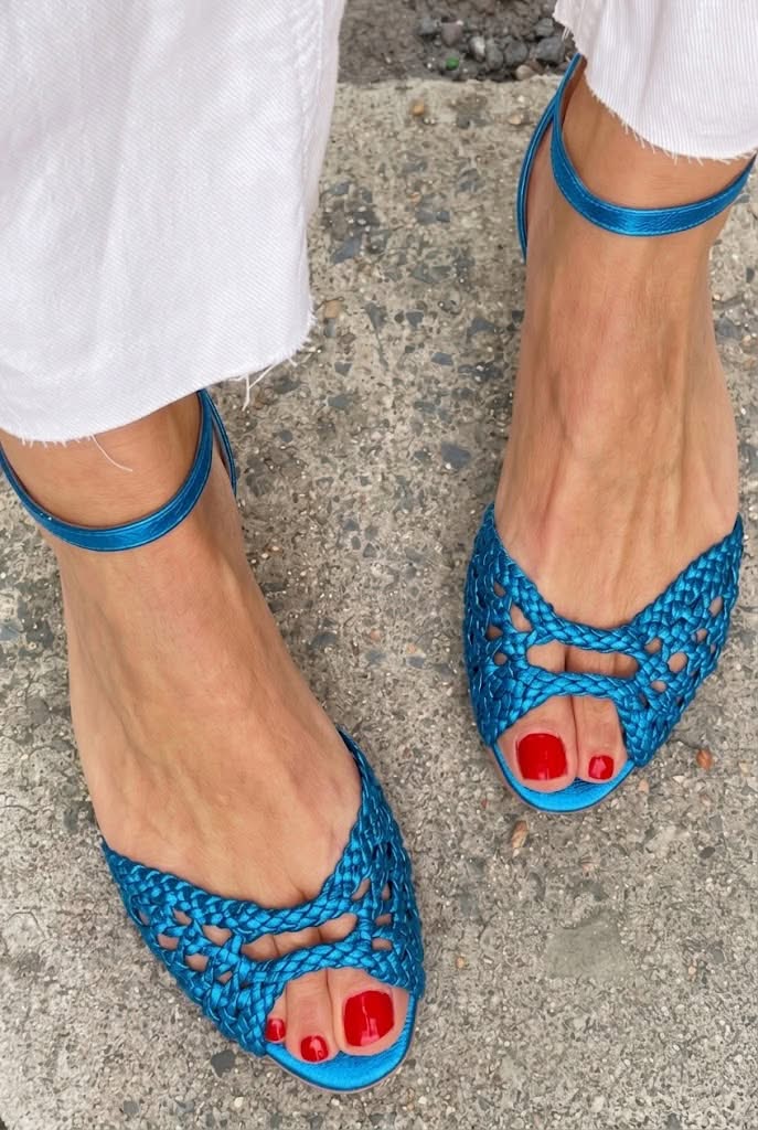 Daphne | Cut-Out Woven Elegant Flat Open-Toe Ankle Strap Sandals